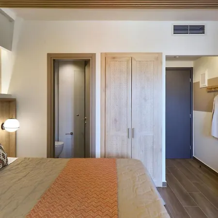 Aparthotel Corylus Luxury & *