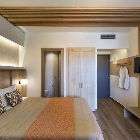 Corylus Luxury &